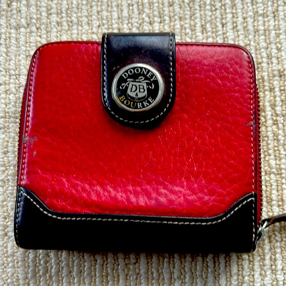 Dooney & Bourke Ladies Wallet